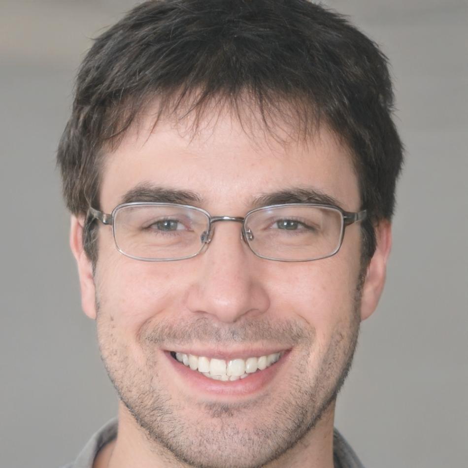 Portrait von Webinar-Trainer Bastian Kellner